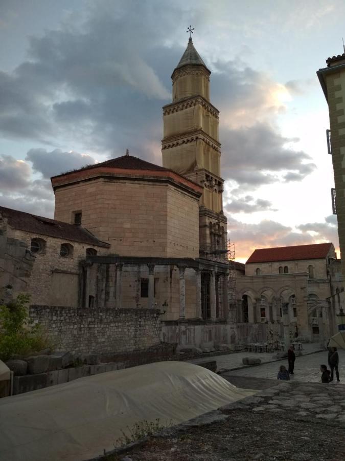 Studio Sfinga In The Heart Of Diocletian'S Palace سبليت المظهر الخارجي الصورة