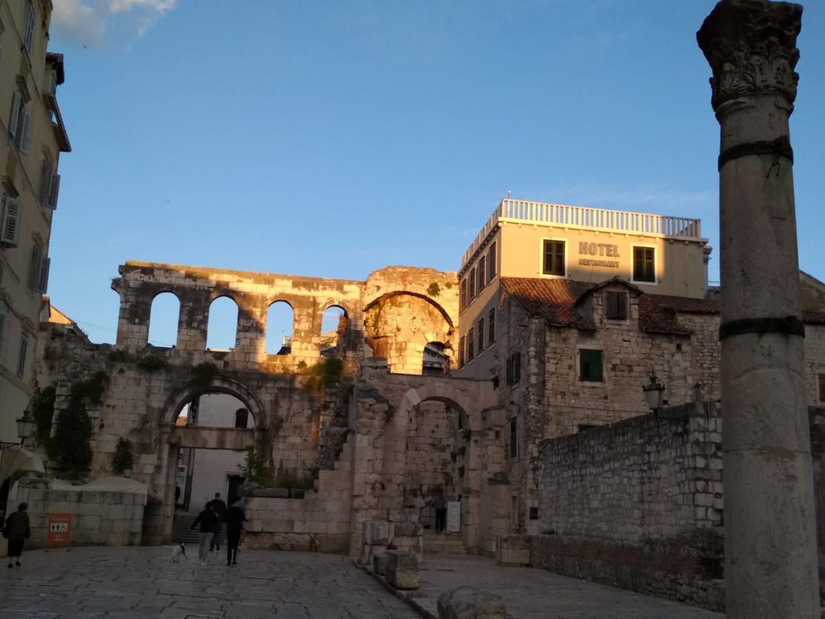 Studio Sfinga In The Heart Of Diocletian'S Palace سبليت المظهر الخارجي الصورة