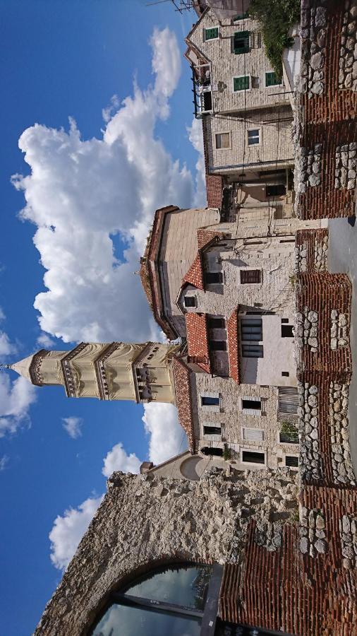 Studio Sfinga In The Heart Of Diocletian'S Palace سبليت المظهر الخارجي الصورة